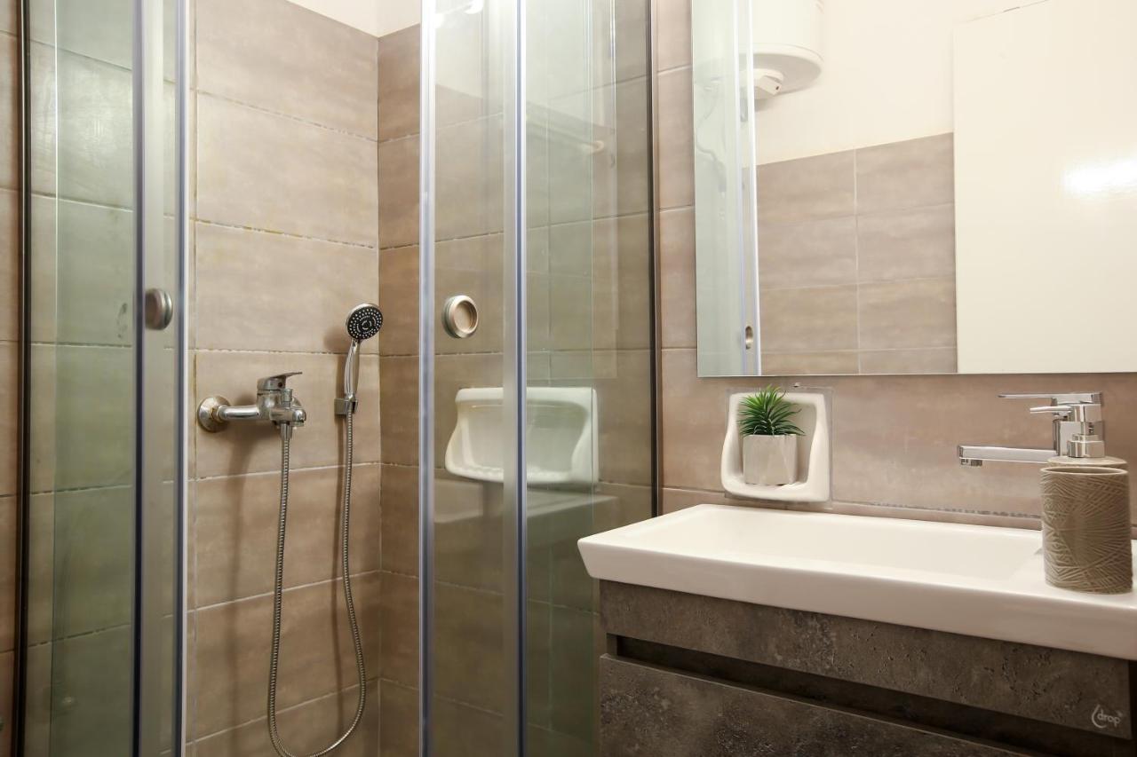 Luxury Apartments Christos Gouviá Extérieur photo