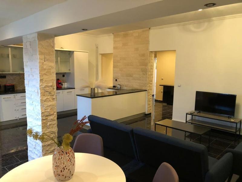 Luxury Apartments Christos Gouviá Extérieur photo